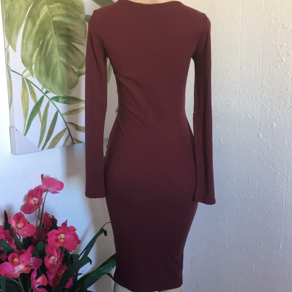 Sold ❌🌸MIDI DRESS 🌸 - Picture 3 of 3